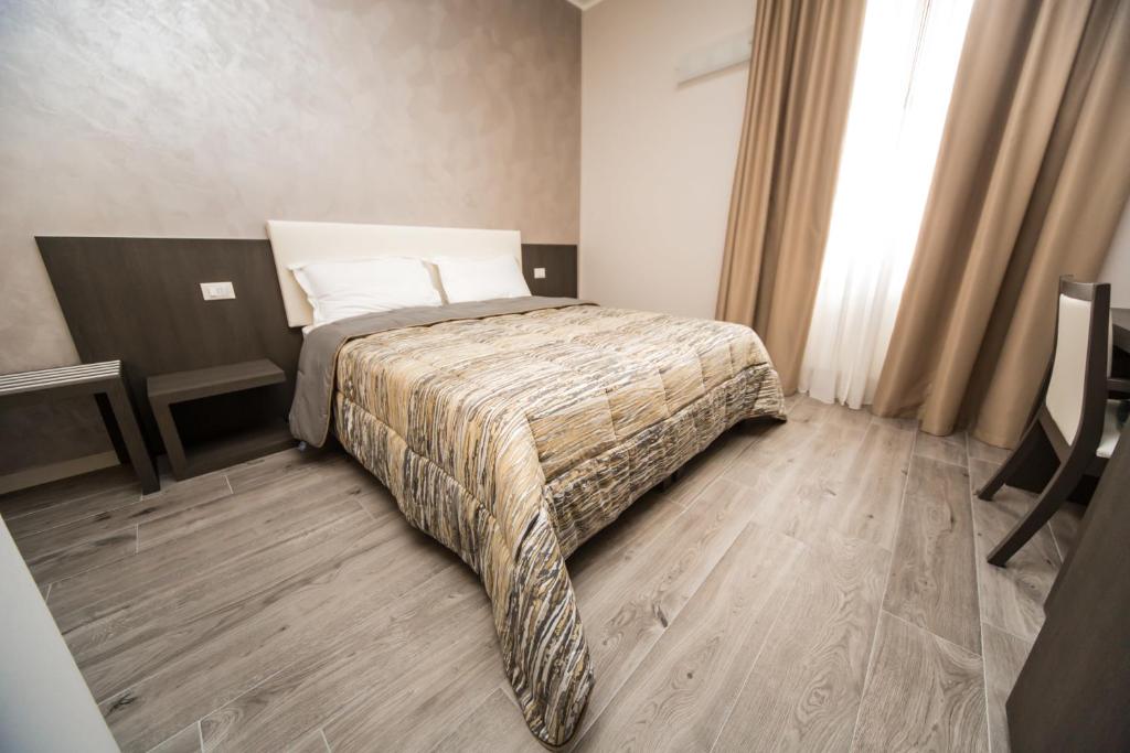 Camera King Standard